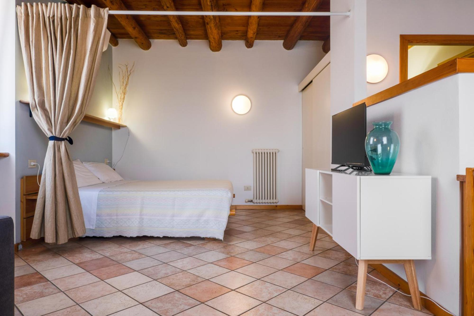 Agriturismo Le Ginestre Lazise Exterior foto